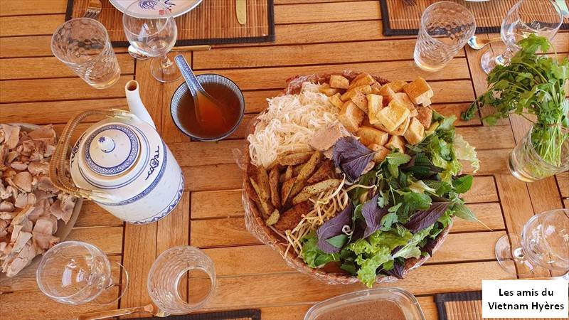 etudiantes-dernier-repas-hyeres (7)
